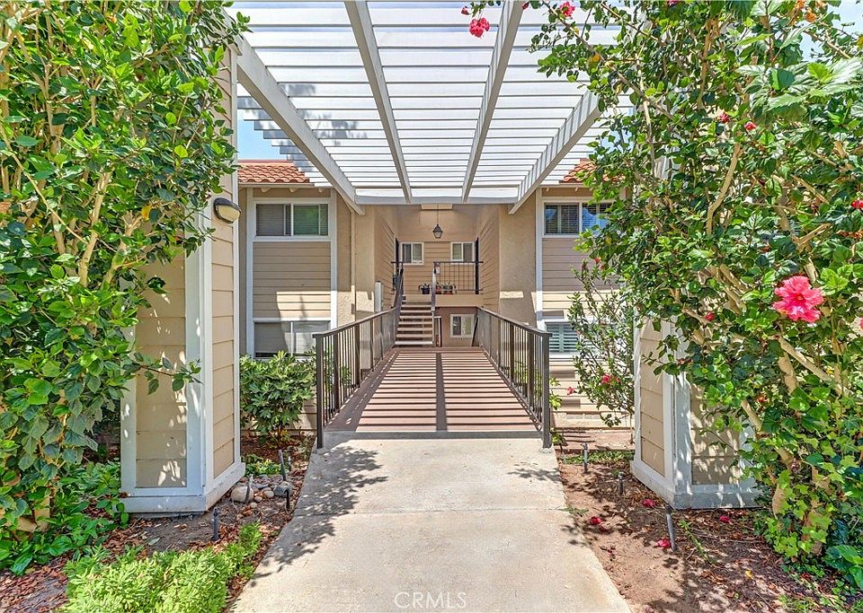 1st image of 3298 Via Carrizo Unit O