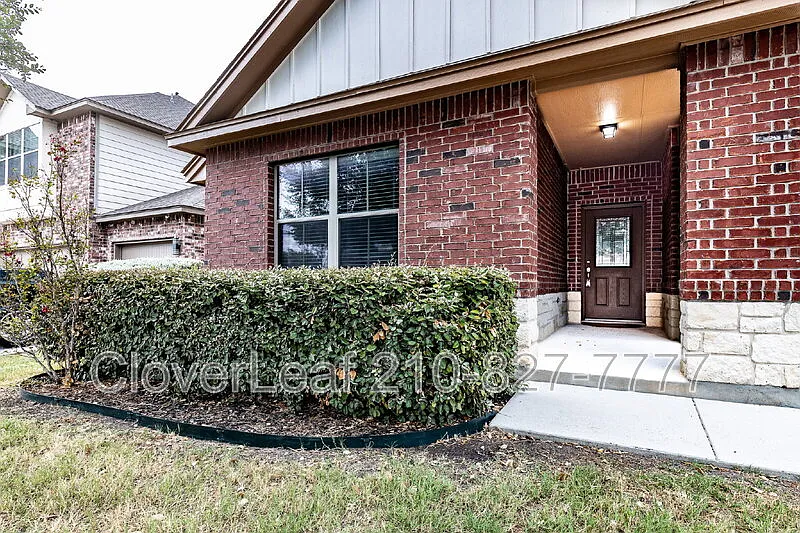 3 bed, 2.5 bath, 2112 sqft, $1,995 — Photo 4