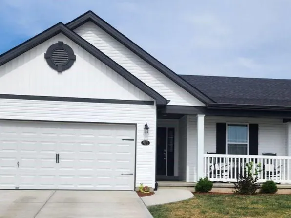 921 Mohican Dr, Warrenton, MO 63383