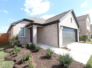8050 Kay Harbor Dr, Cypress, TX 77433