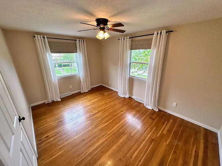 1187 Devonport Cir — Photo 13