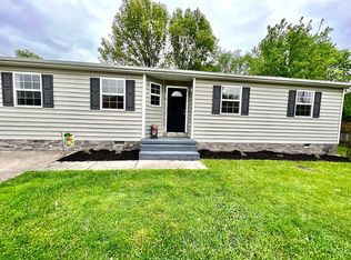 403 Parkview Dr, Hurricane, WV 25526