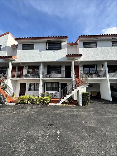 421 Swallow Dr Photo 1