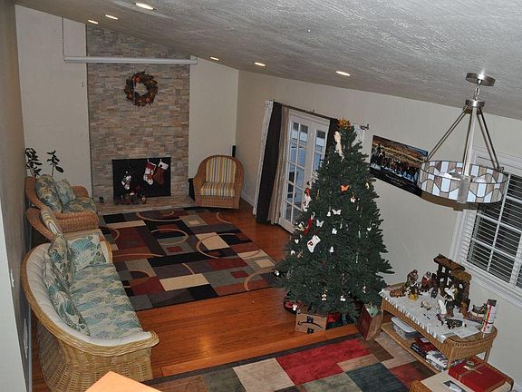 5th image of 2788 Tahoe Dr