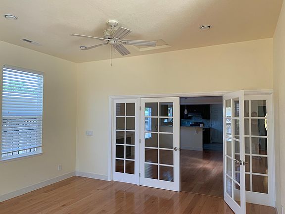 5th image of 4843 Clydelle Ave