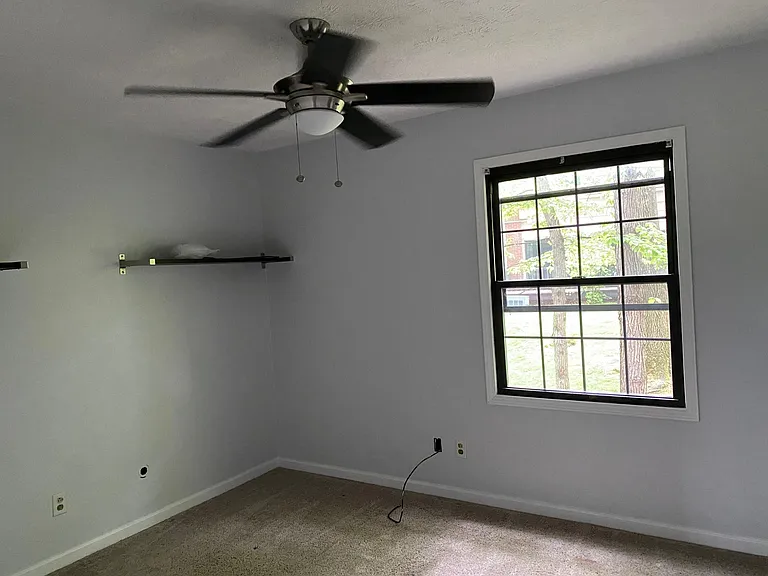 1020 Pennsbury Blvd — Photo 12