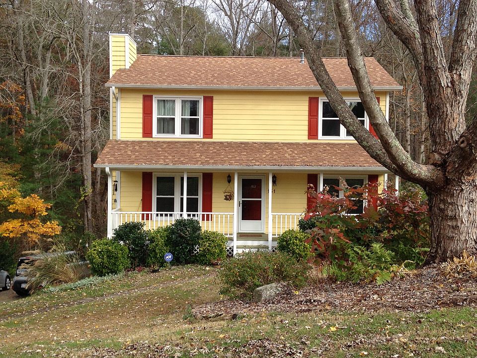 151 front of house in fall