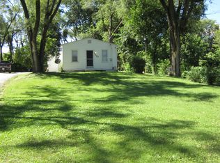 2117 W 51st St, Davenport, IA 52806