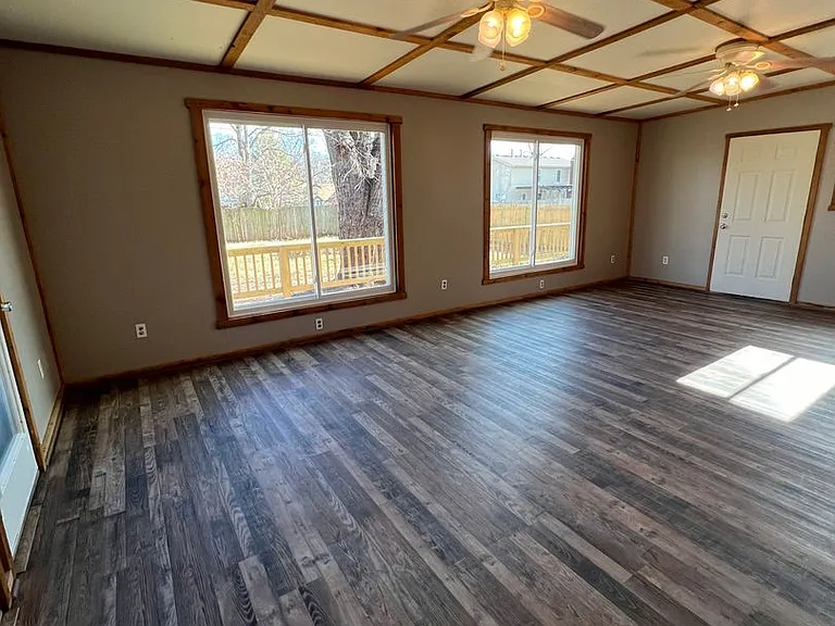 5518 S Roanoke Ave — Photo 7