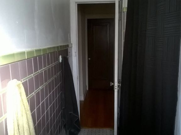 4th image of 1441 W Albion Ave APT 2B