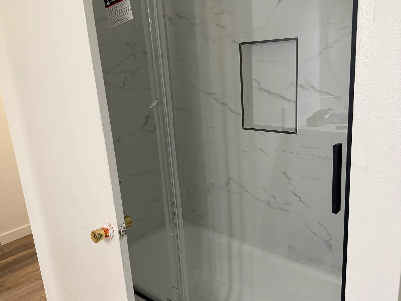2 bed, 800 sqft, $2,500 — Photo 3