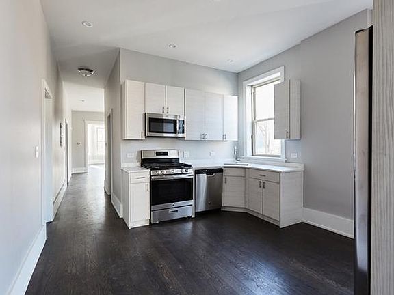 2nd image of 2321 N Campbell Ave #1