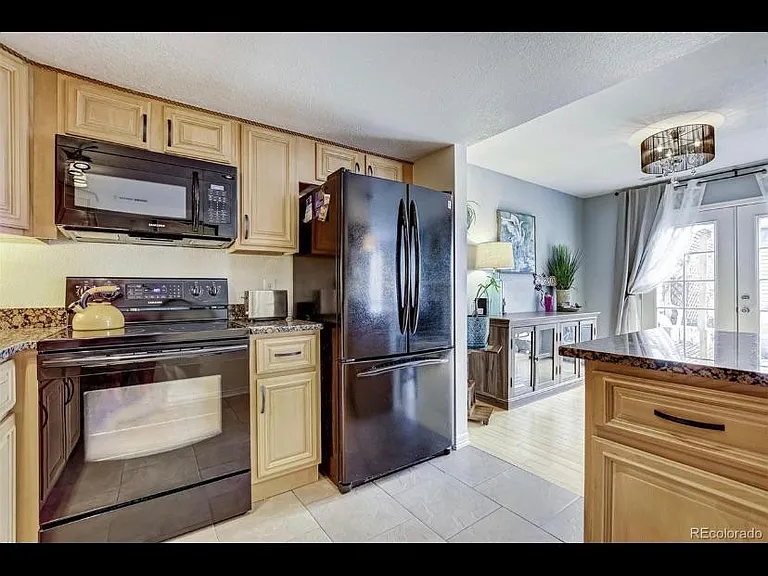 12663 Elm St — Photo 12