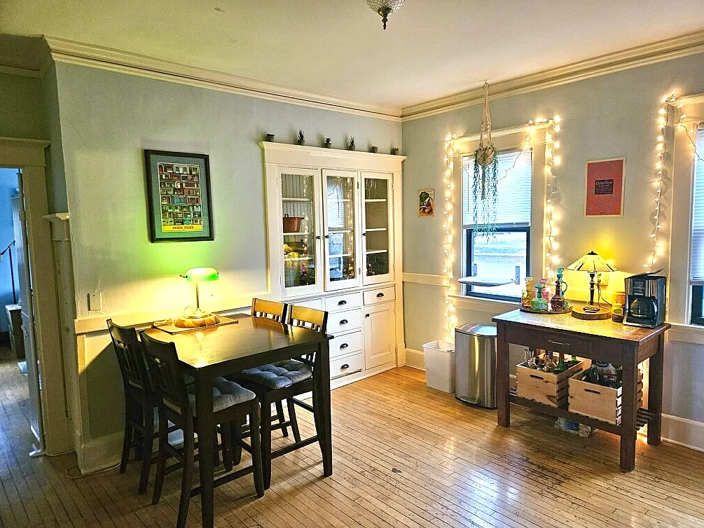 2 bed, 1000 sqft, $1,275 — Photo 3
