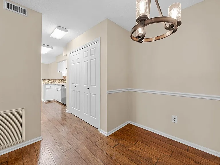 4614 Old Spartanburg Rd #2 — Photo 5