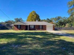 5493 Riviera Dr, Milton, FL 32583