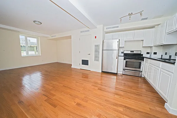 Rented by Level Group | media 30