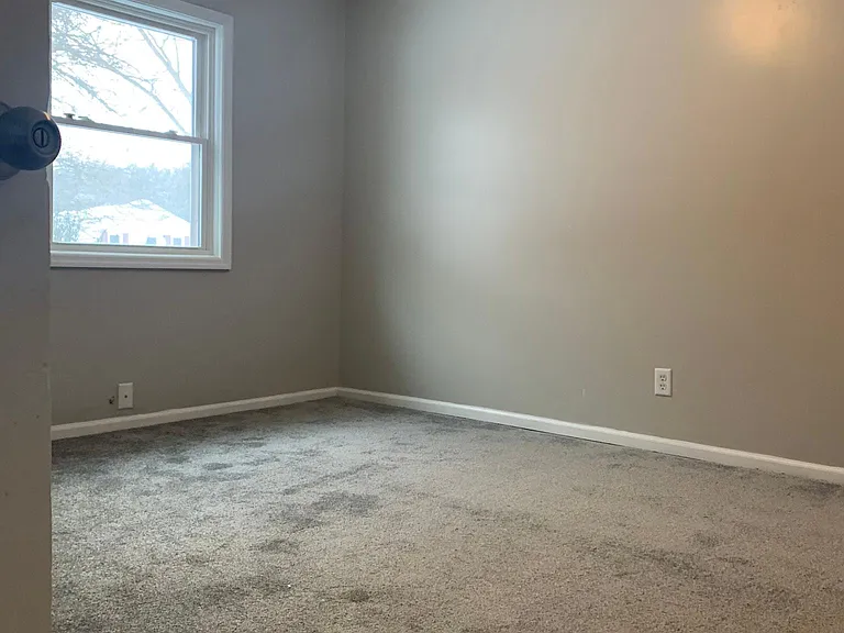 55701 Brink Ave — Photo 10