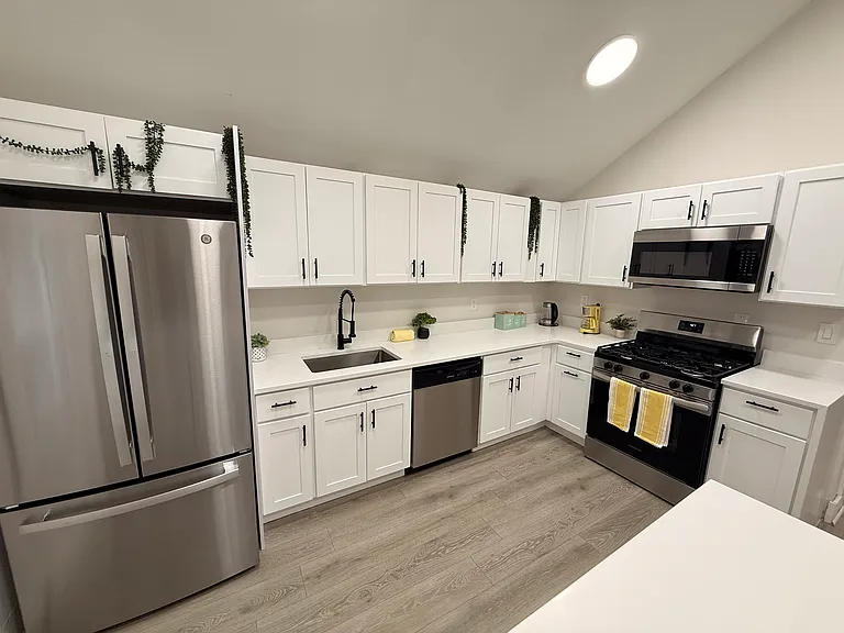 24-32 Argonne Ter #SF — Photo 9