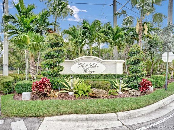 2nd image of 955 Corkwood St #955