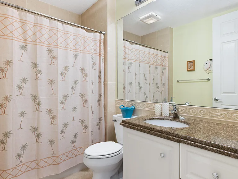 33 Harbour Isle Dr #201 — Photo 13