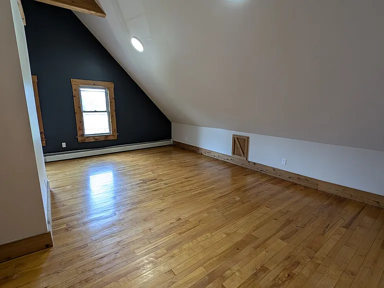 541 University Ave #5 — Photo 32