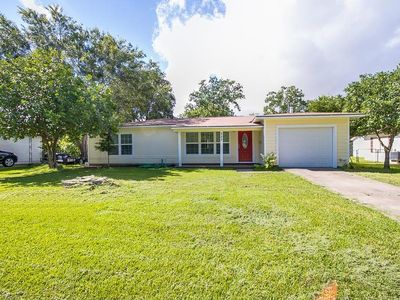 527 21st Ave N, Texas City, TX, 77590