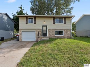 5027 Francis St, Lincoln, NE 68504