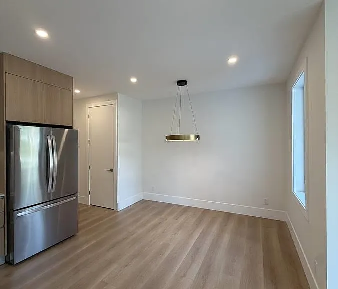 9X3 Westmount Dr — Photo 6