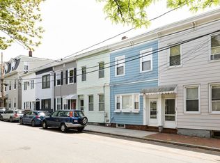 134 Spring St #1, Cambridge, MA 02141