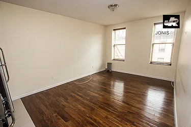 Rented by Jonis Realty