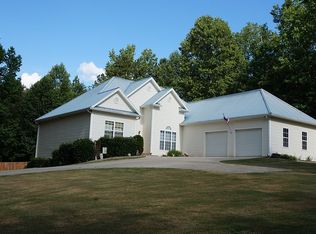 6850 Heardsville Rd, Cumming, GA 30028