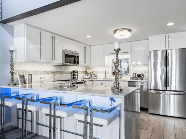 142 Lake Hamilton Dr APT 411, Hot Springs National Park, AR 71913