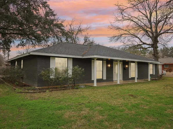 318 E Mitchell Road, Houston, TX 77037