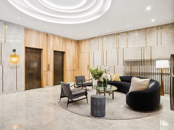 30 East 62nd Street image 13 of 16