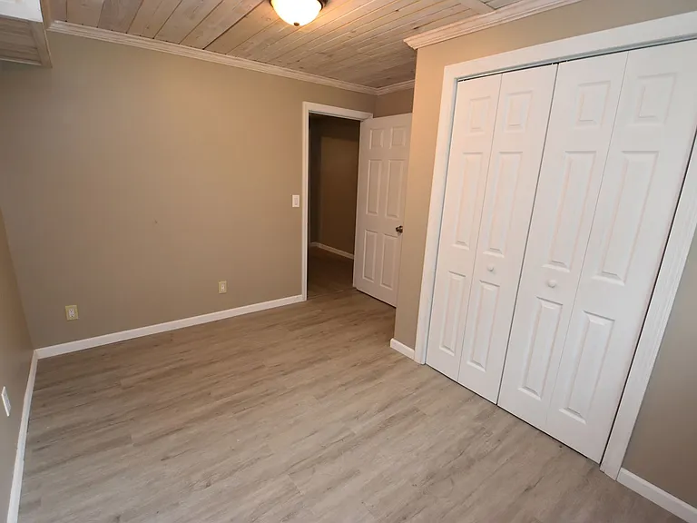 10600 Brummitt Rd — Photo 32