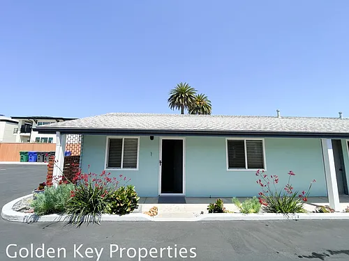 2715 Madison St Photo 1