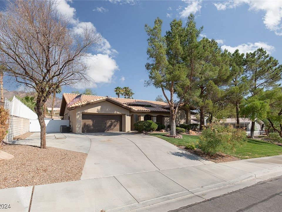 1st image of 632 Valencia Dr