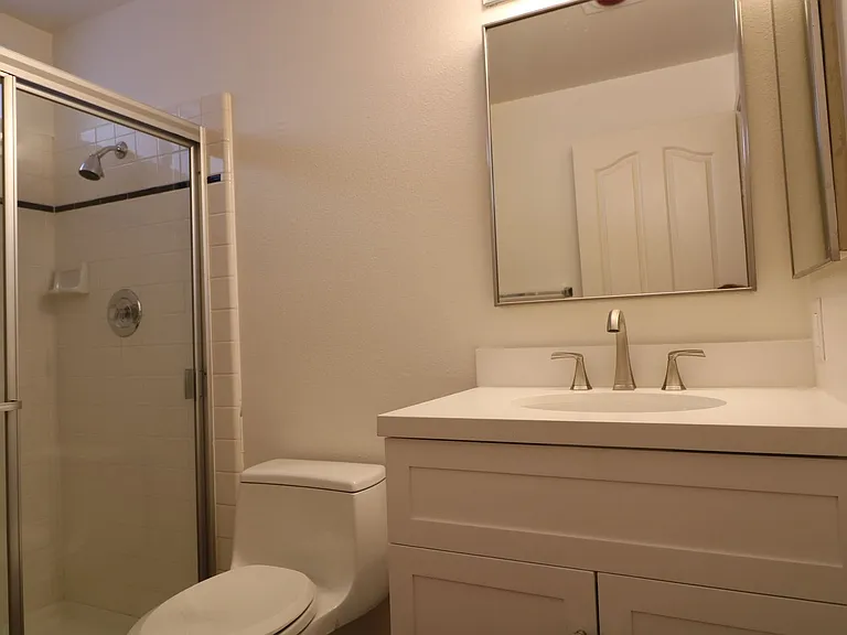 4455 Hazeltine Ave #207 — Photo 37
