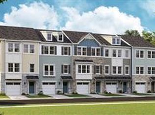 10810 Cosmic Pl, White Plains, MD 20695