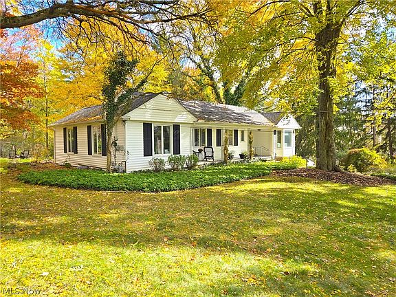 4th image of 4639 Brainard Rd