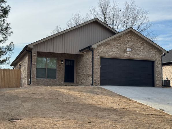 2308 Rector Rd