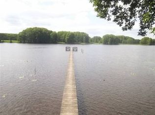 656 W Riverside Dr, Lanexa, VA 23089