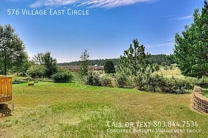 576 Village East Cir — Photo 25