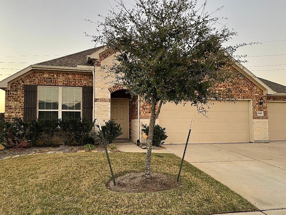 1st image of 30222 Green Meadows Ln
