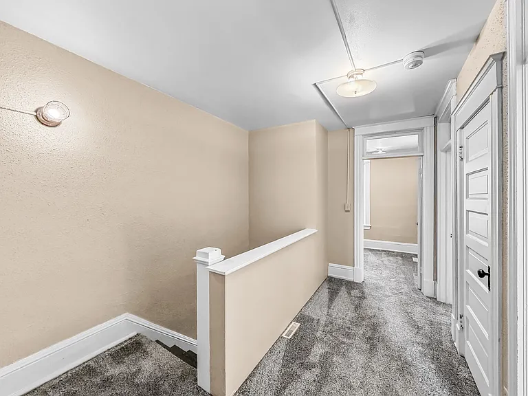 221 Chestnut St #221 — Photo 9