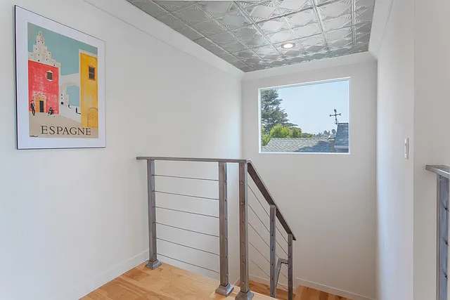 3055 Landa St — Photo 43