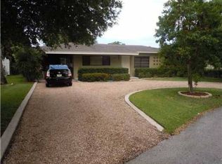 6520 Carambola Cir, Lake Clarke Shores, FL 33406