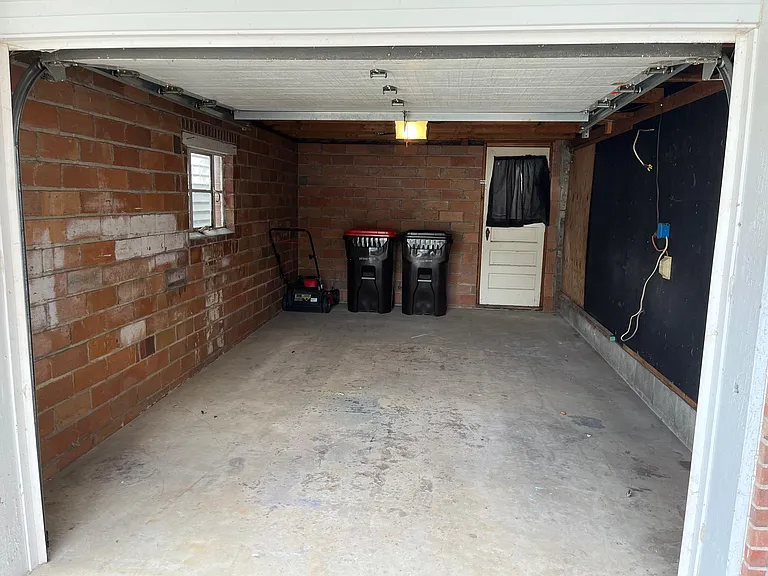512 S Mathis Ave — Photo 41