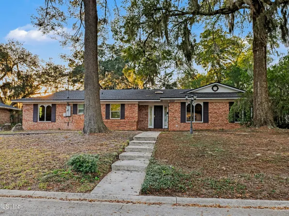 3968 KADEN Drive E, Jacksonville, FL 32277